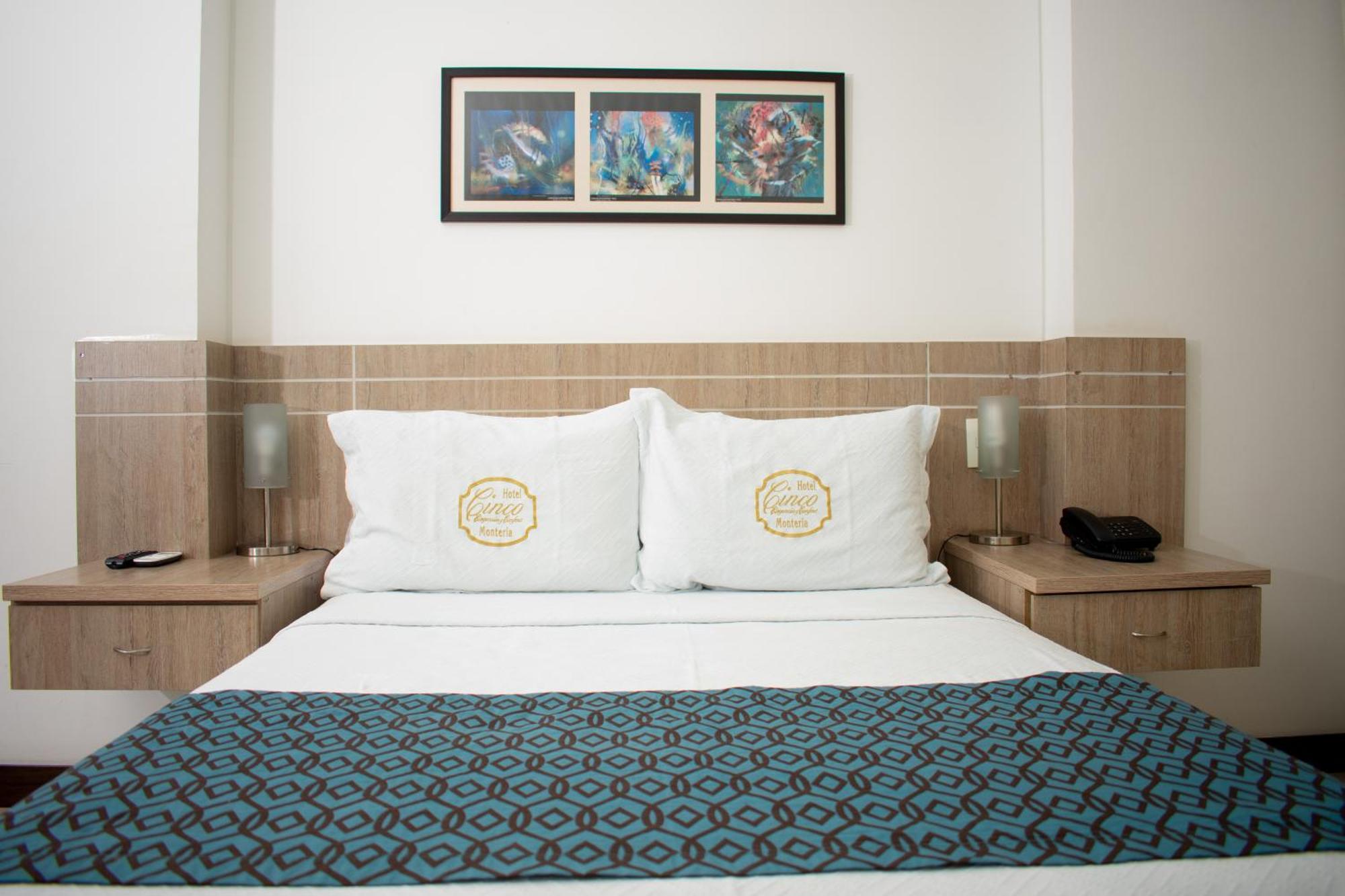 Hotel Cinco Montería Buitenkant foto