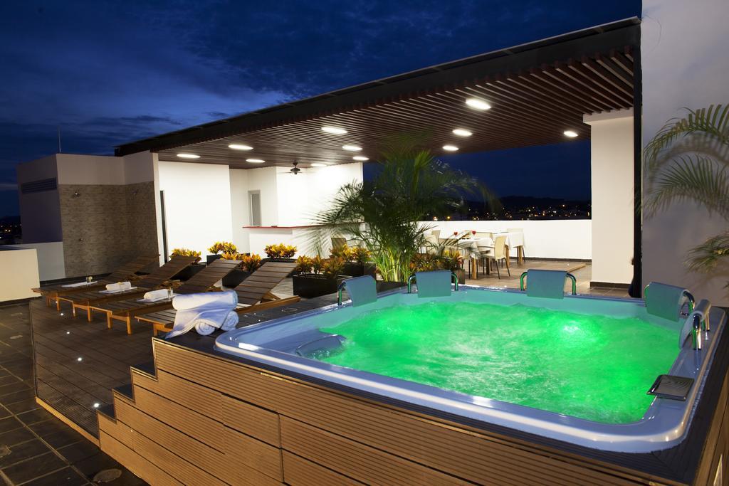 Hotel Cinco Montería Buitenkant foto