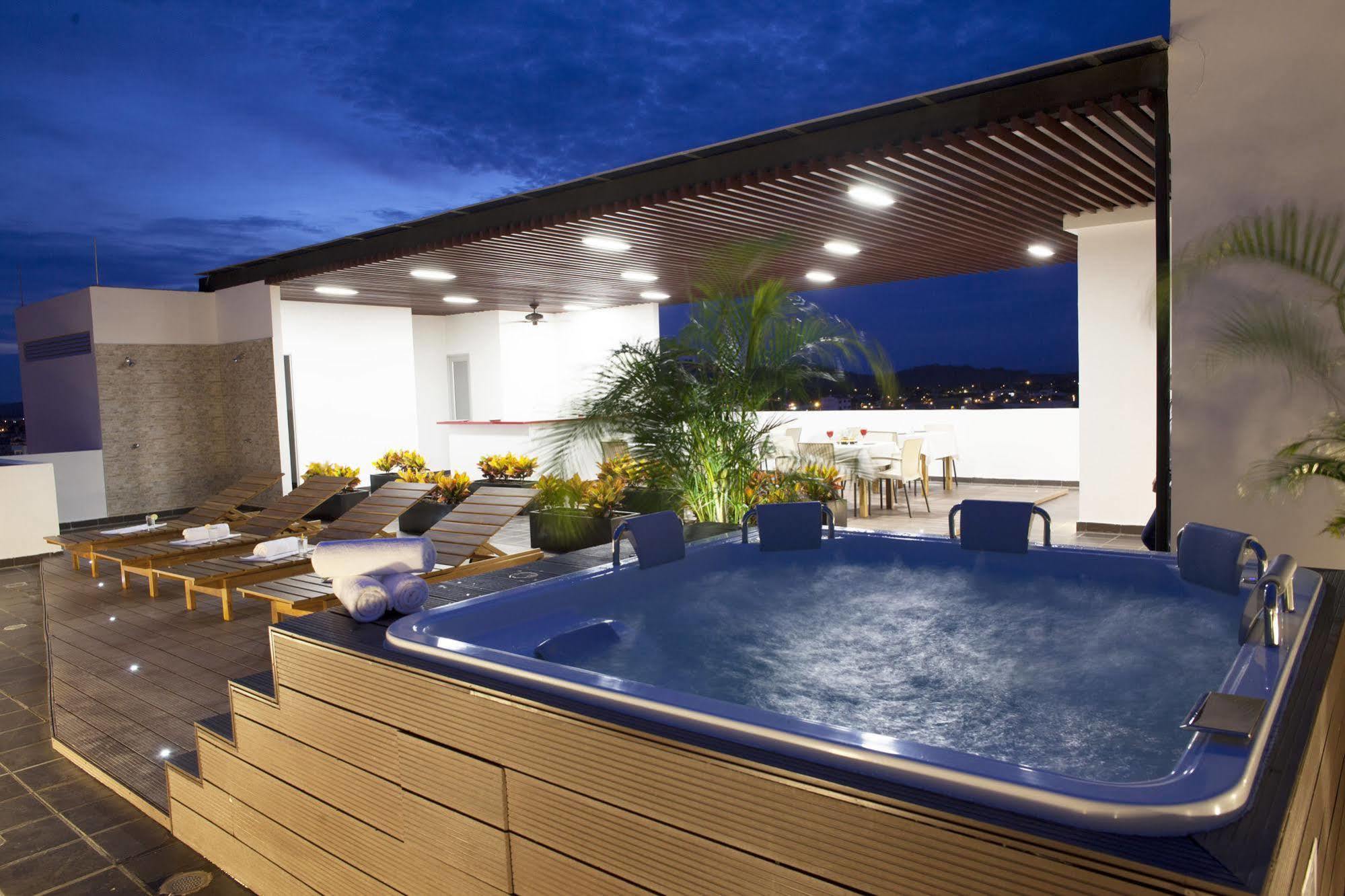 Hotel Cinco Montería Buitenkant foto